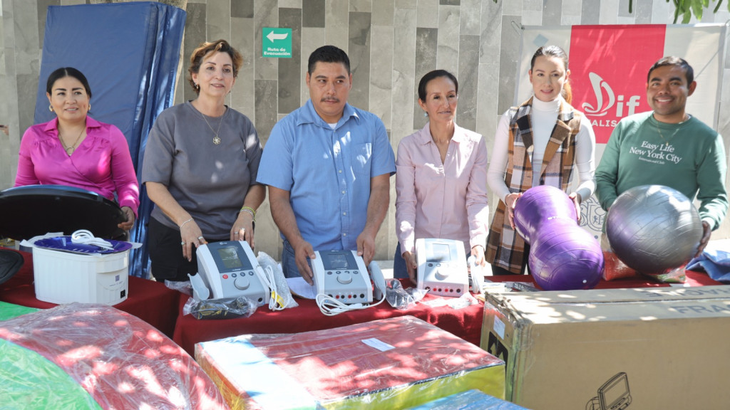 Entrega de equipo UBR a los municipios de San Cristóbal, Tolimán y Teuchitlán